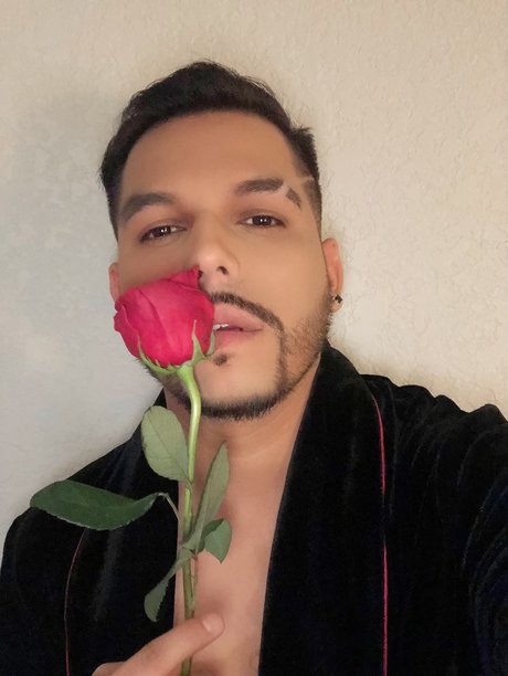 LatinPapiLV xxx model galleries