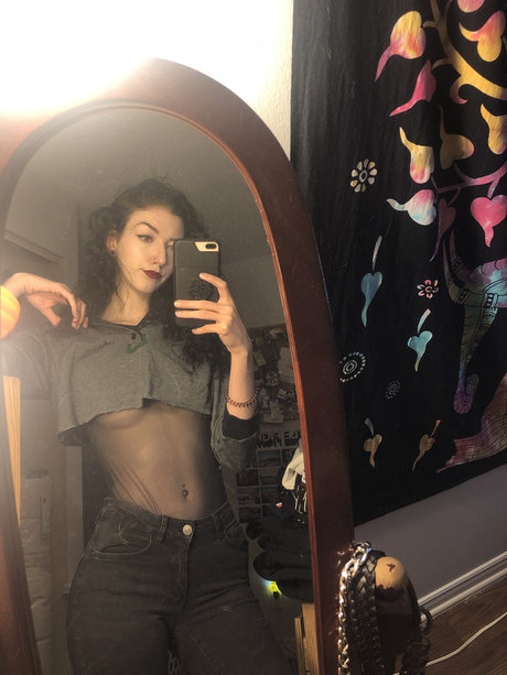 Lankybinch nudes pornstar gallery