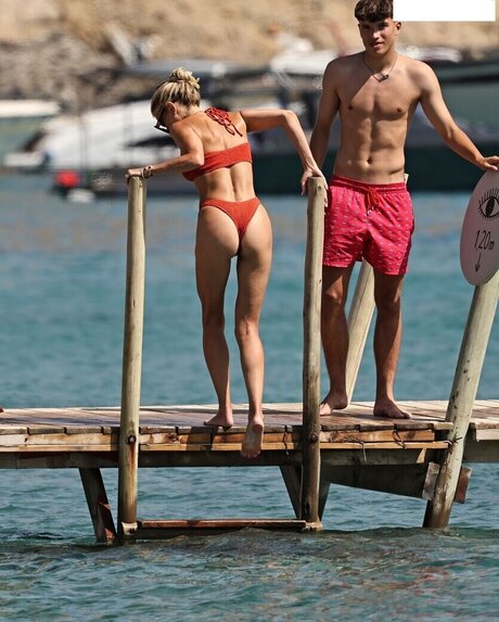 kitty xxx onlyfans hot sexy images