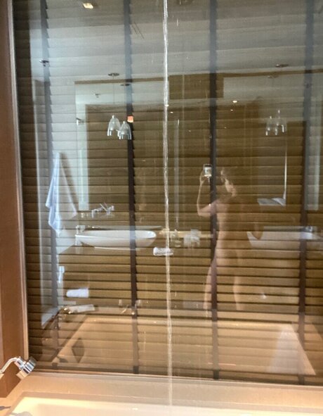 trimmed onlyfans beautiful naked gallery