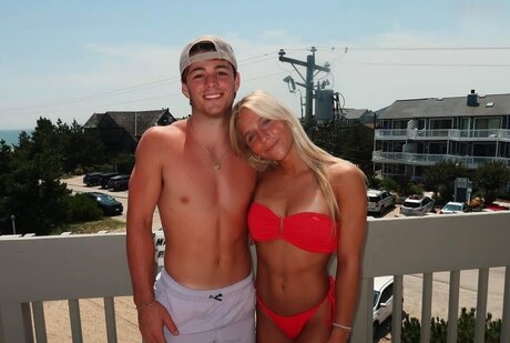 Prominent erotic model images