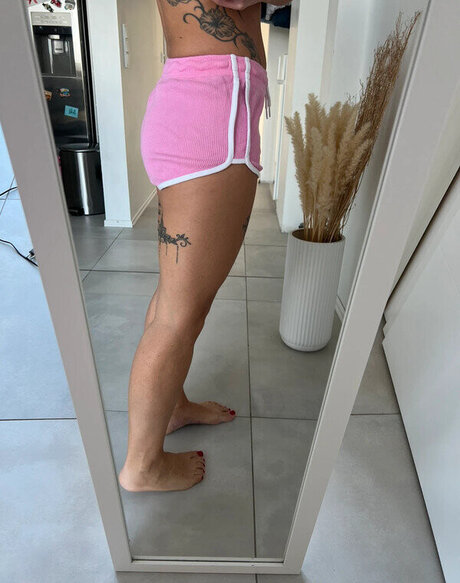 cum on glasses onlyfans beautiful naked pics