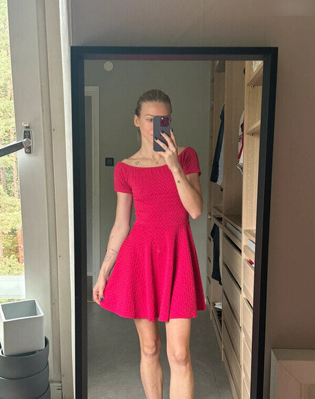 pointy tits onlyfans exclusive picture