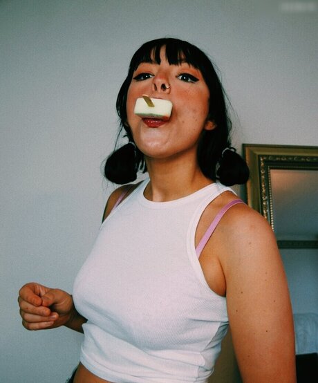 Sophodoph nude actress image