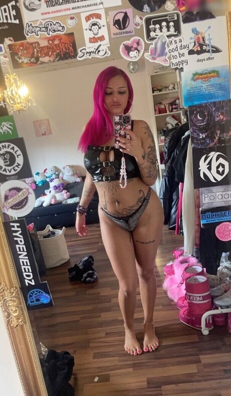 Valeria Maria nice star pics