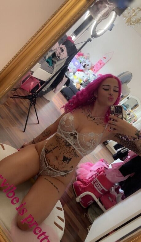 Valeria Maria naked model picture