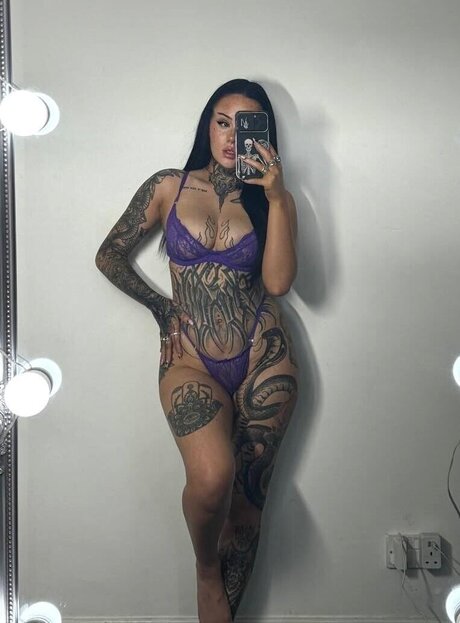 Ash Wilson star xxx pic