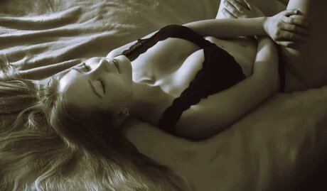 young onlyfans beautiful porn photo