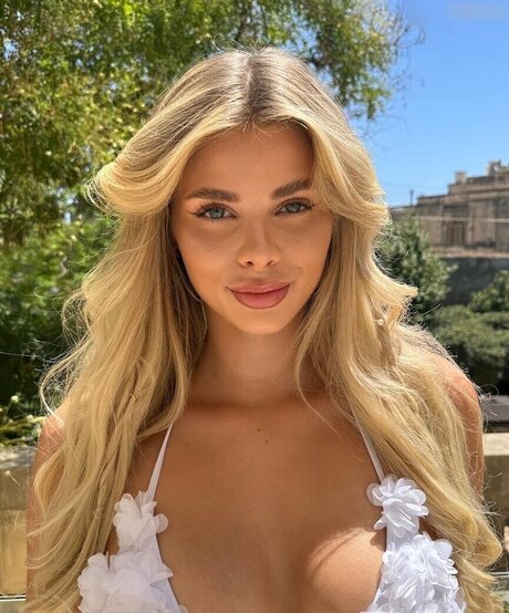 blowjob swallow onlyfans art naked photo