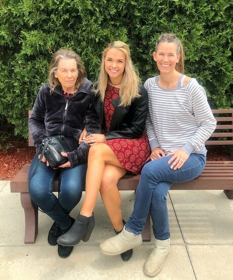 Karyn Best beautiful model picture