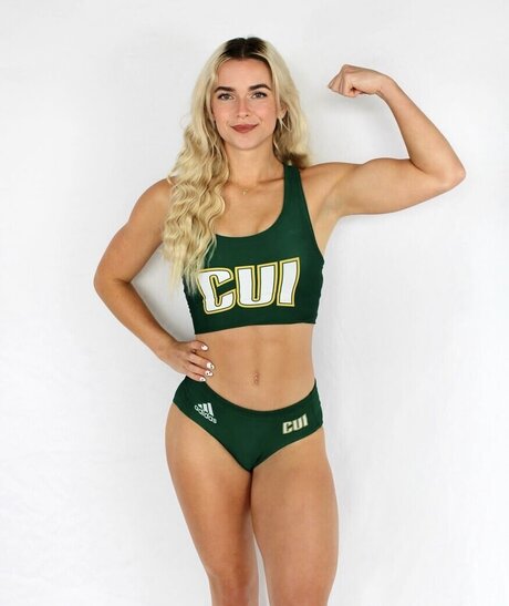 Karyn Best pretty model pics