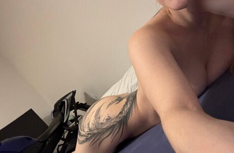 teen young onlyfans sexy nudes photos