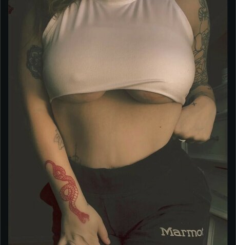 Astrolgygrl model best picture