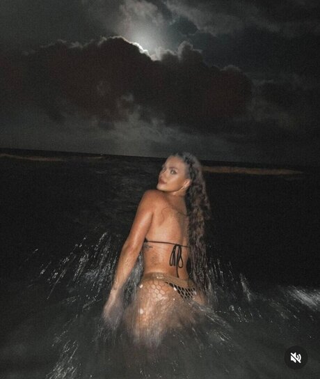 Jeje Lopes model beautiful galleries