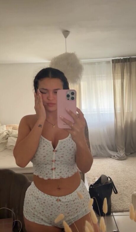 Jeje Lopes pornstar perfect images