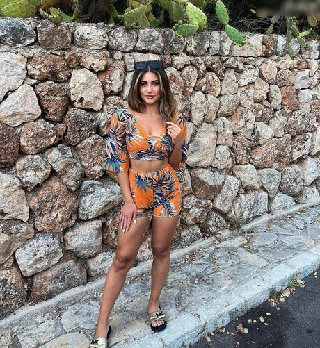 Sarah anca perfect pornstar img