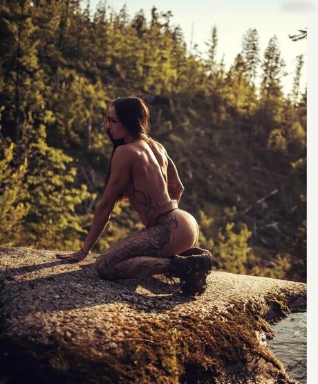 goth threesome onlyfans pretty archive