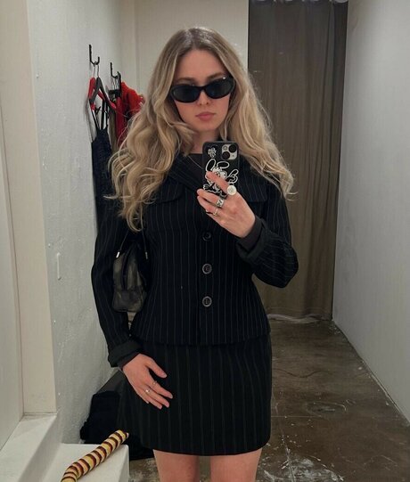 Meg Mills model nice image