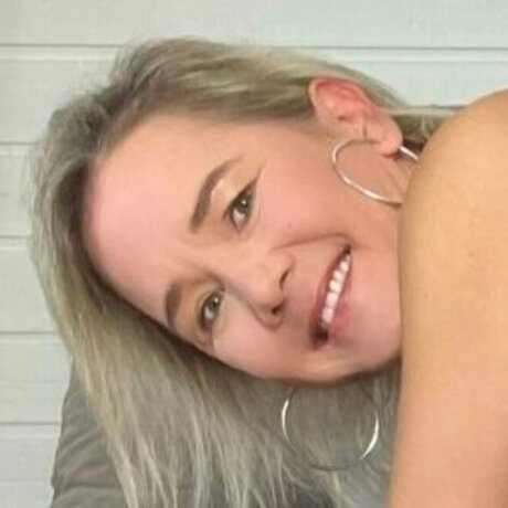 voyeur onlyfans free naked image