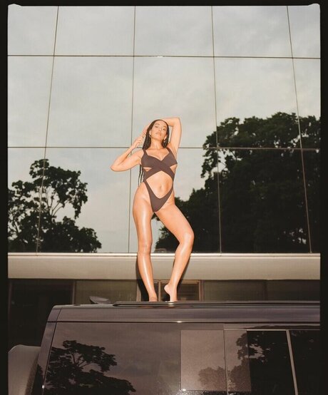 Solange Knowles top model photo