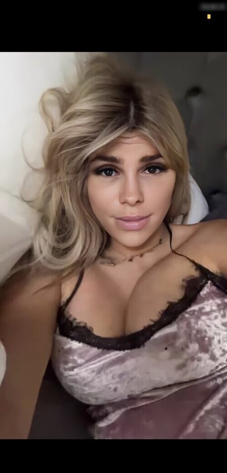 trans girl onlyfans hot picture