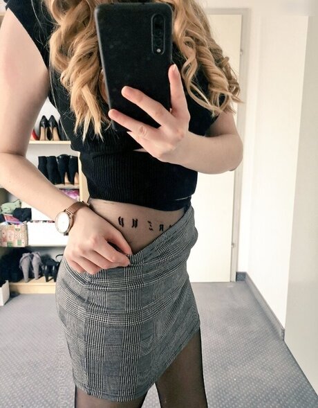 huge tits milf onlyfans free photo