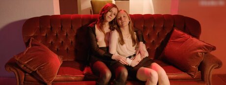 blonde secretary onlyfans top picture