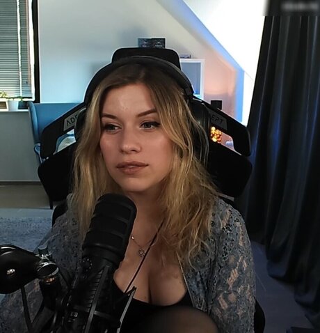 arab pussy onlyfans top pic