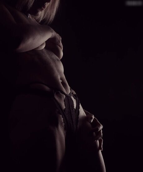 Typischblonnd top actress pic