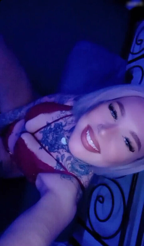 Typischblonnd model nudes pictures