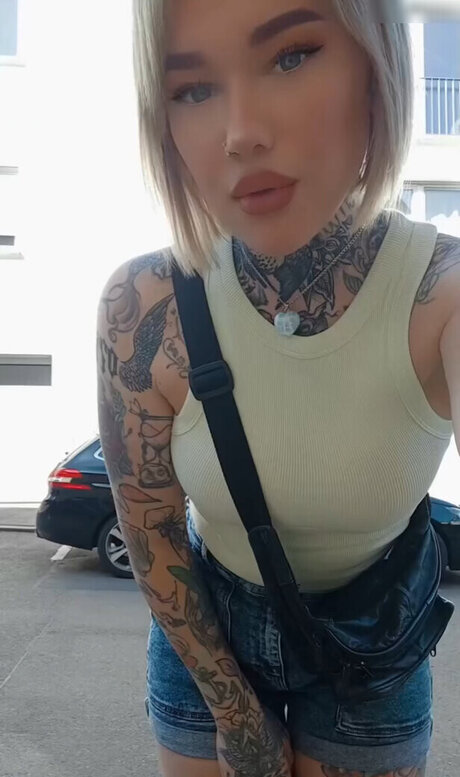 Typischblonnd nice star image