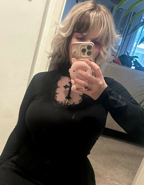 cougars onlyfans nice pic