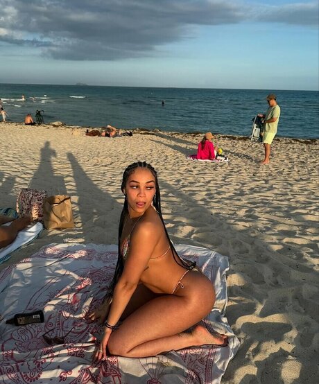 Jennywithad porn model pictures