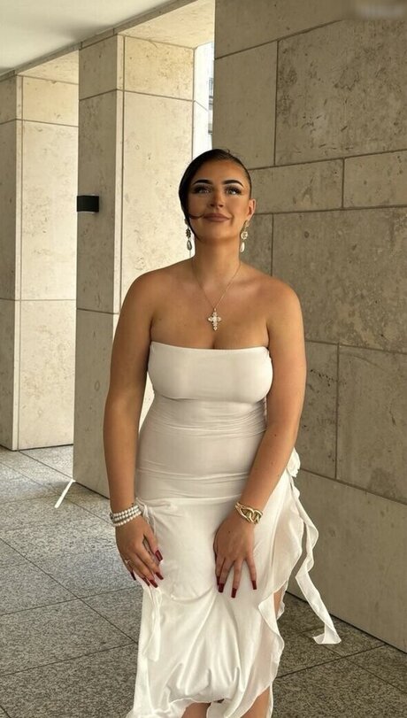 Michelle Knaub exclusive star images