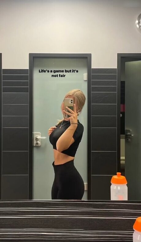 _marie lbs pornstar adult image