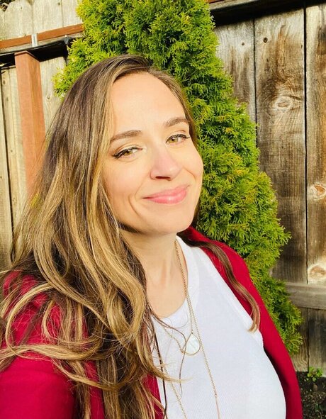 BellaSuede nice model image