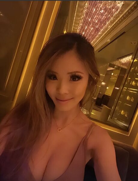 Maggie Sin star best pic