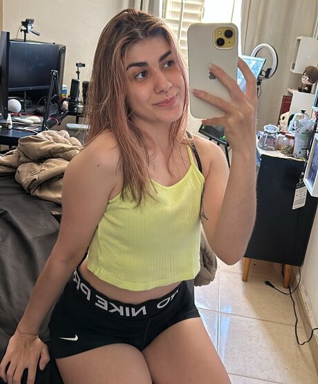 milf handjob onlyfans free picture