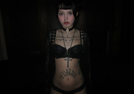 Wuvmia pornstar sex pictures