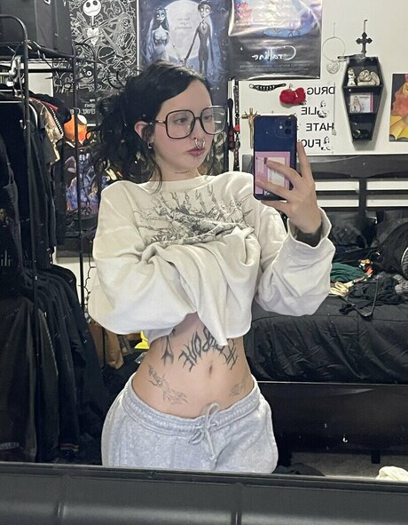 Wuvmia nice pornstar archive