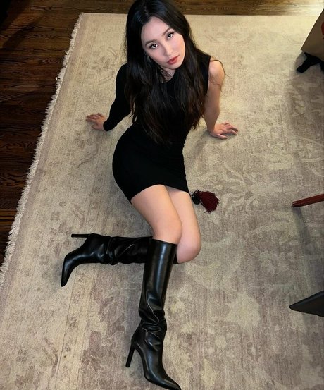 hottest young onlyfans art naked picture