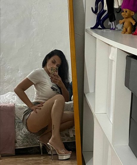 Castizavixens model hot pic