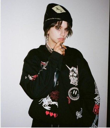 curvy nude onlyfans art xxx photo