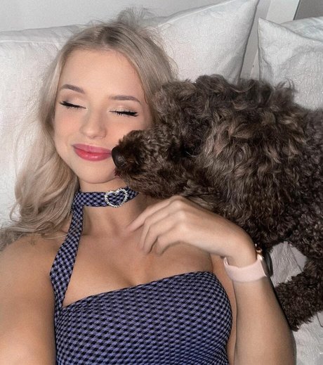 petite slut onlyfans hot photo