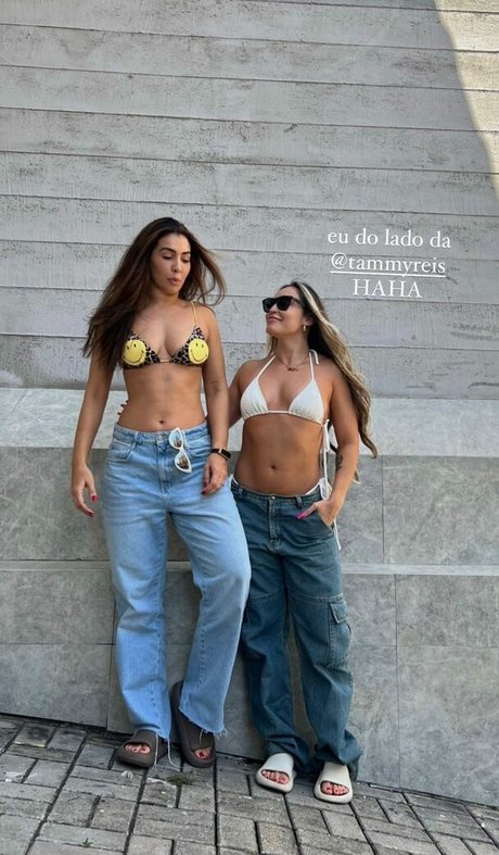 Amy Reis model sexy picture