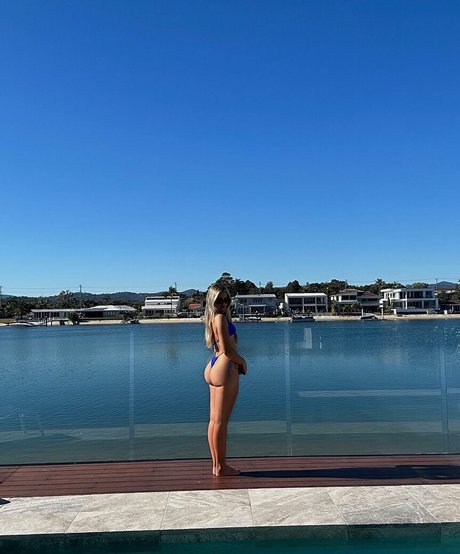 Olivia Prosser pornstar perfect photos