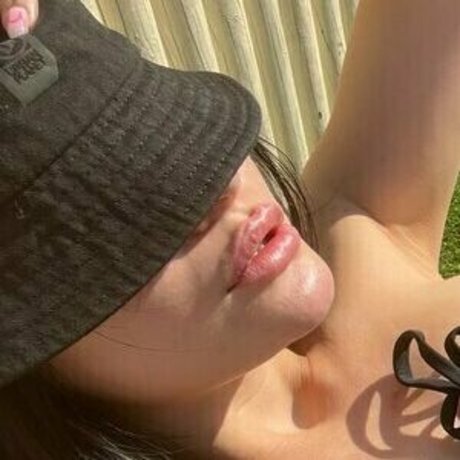 Lavri model nudes gallery