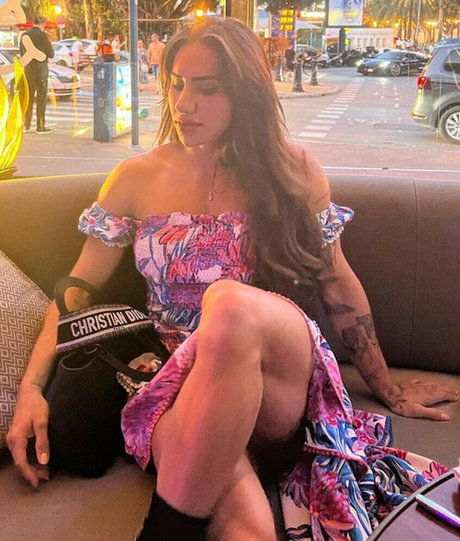 shemale fucks girl onlyfans nude images