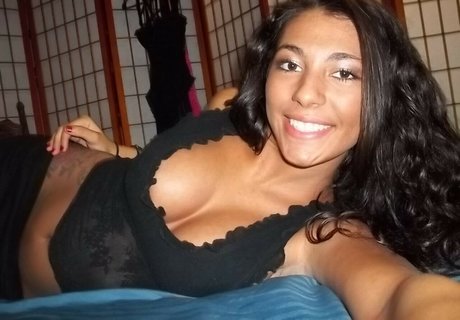 Ava Glam Model model porn pic