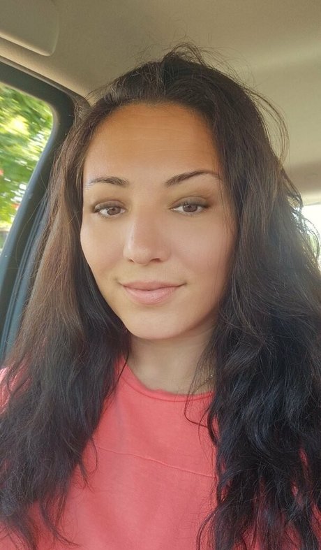 FoxyKara model nice image